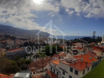 Piso 2 Habitaciones en Funchal (São Pedro)