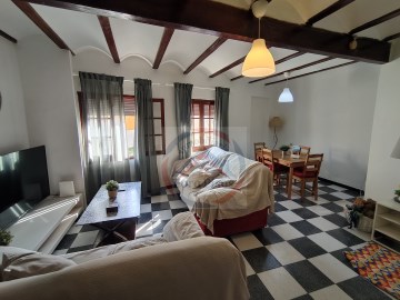 Apartment 5 Bedrooms in Chiva Centro