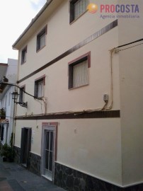 House 3 Bedrooms in Lentegí