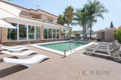 Inmobiliaria Valencia K&N ELITE Real Estate Agency