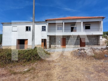 Moradia 3 Quartos em Vila Cova do Covelo/Mareco