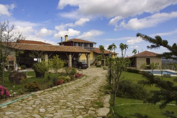 Quintas e casas rústicas em Santiago Ribeira de Alhariz