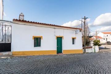 Maison 2 Chambres à São Bartolomeu do Outeiro e Oriola