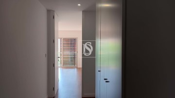 Apartment 3 Bedrooms in Silvalde
