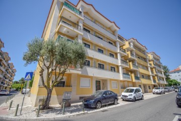 Piso 3 Habitaciones en Carcavelos e Parede