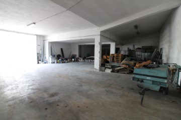 Garage in Celeirós, Aveleda e Vimieiro