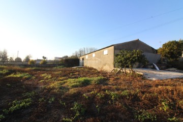 Nave en Barroselas e Carvoeiro