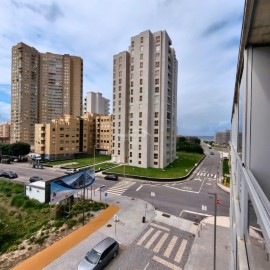 Apartment 3 Bedrooms in Aver-O-Mar, Amorim e Terroso