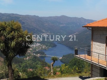 House 3 Bedrooms in Ventosa e Cova