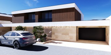 House 3 Bedrooms in Turiz