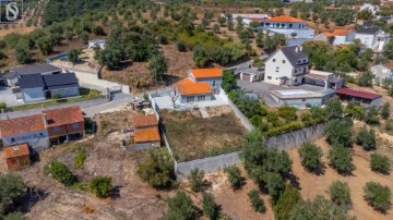 Maison 3 Chambres à Nossa Senhora Misericórdias