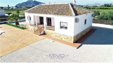 House 3 Bedrooms in Catral