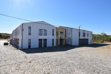 Commercial premises in Vila Verde de Raia