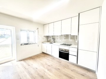 Apartamento 3 Quartos em Gondomar (São Cosme), Valbom e Jovim