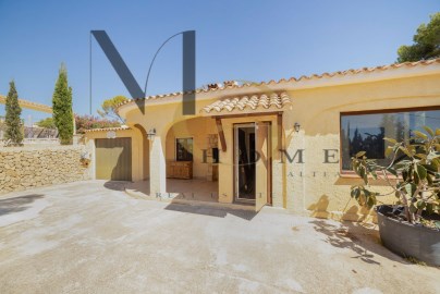 House 5 Bedrooms in Zona l'Olla