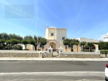 Maison 4 Chambres à Vila Real de Santo António