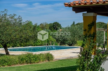 Country homes 4 Bedrooms in Vale de Santarém