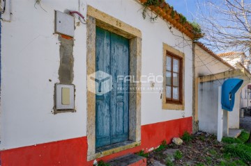 House 3 Bedrooms in Almoster
