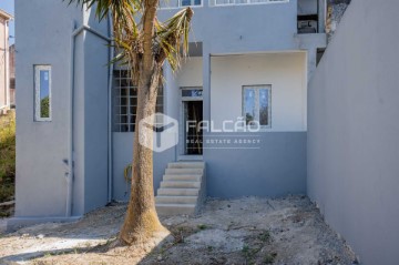 House 4 Bedrooms in Cidade de Santarém