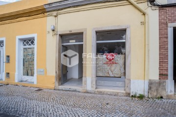 Loja em Cartaxo e Vale da Pinta