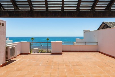 Penthouse 1 Bedroom in Casares