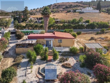 House 2 Bedrooms in Cártama pueblo