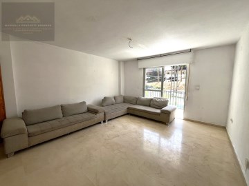 Piso 4 Habitaciones en Estepona Pueblo