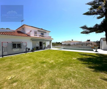 Casa o chalet 4 Habitaciones en Torreguadiaro-San Diego