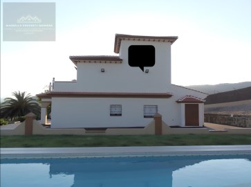 House 4 Bedrooms in Arriate