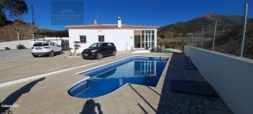 Country homes 3 Bedrooms in Alhaurín el Grande Centro