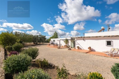 Maisons de campagne 6 Chambres à Archidona