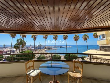 Apartment 3 Bedrooms in Marbella Pueblo