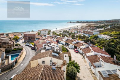 Maison 4 Chambres à Torreguadiaro-San Diego