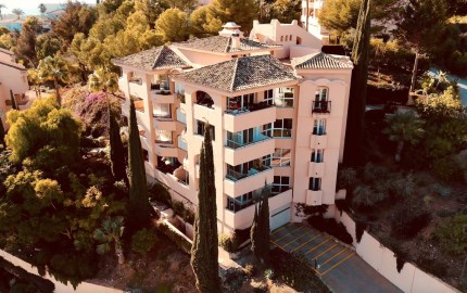 Apartment 3 Bedrooms in Elviria-Cabopino