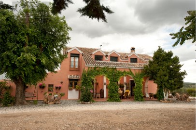 Country homes 6 Bedrooms in Archidona