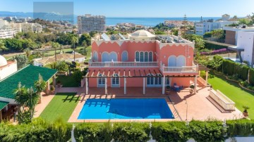 Casa o chalet 7 Habitaciones en Benalmádena Pueblo