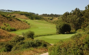 Land in Queluz e Belas