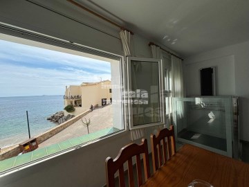 Apartamento en primera linea de mar en Calella de 