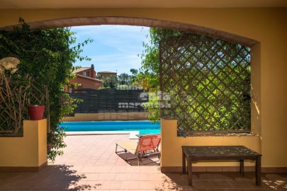 House 3 Bedrooms in Begur