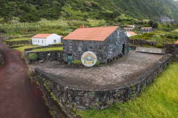 Moradia 2 Quartos em Ribeira Seca