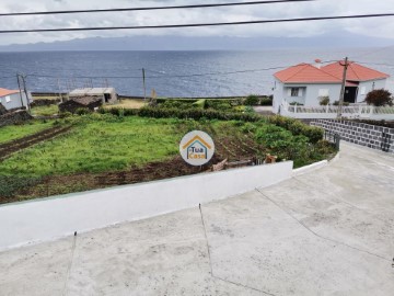 Country homes 3 Bedrooms in Calheta