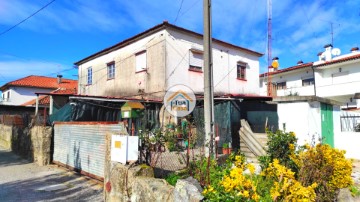 Maison 3 Chambres à Viseu