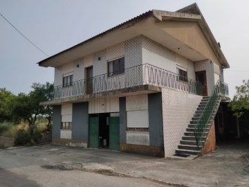 House 3 Bedrooms in Montemor-O-Velho e Gatões