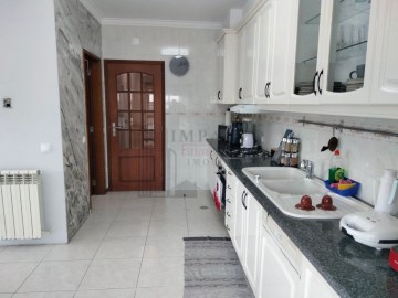 Duplex 4 Bedrooms in Tavarede