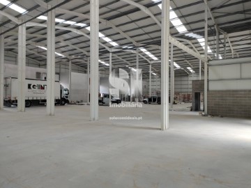 Industrial building / warehouse in Gandra