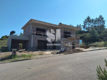 Casa o chalet 4 Habitaciones en São Miguel, Santa Eufémia e Rabaçal