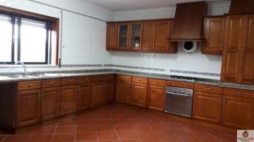 Apartment 2 Bedrooms in Oiã