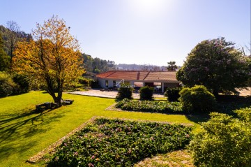 Moradia 5 Quartos em Serzedo e Perosinho