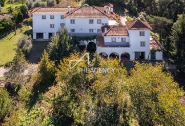 Maison 5 Chambres à Galegos