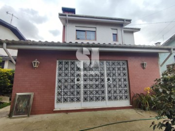 House 5 Bedrooms in Moreira